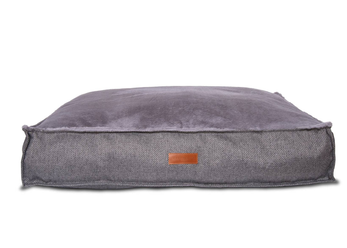 The Balmoral - Luxury Herringbone Flat Pillow Dog Bed