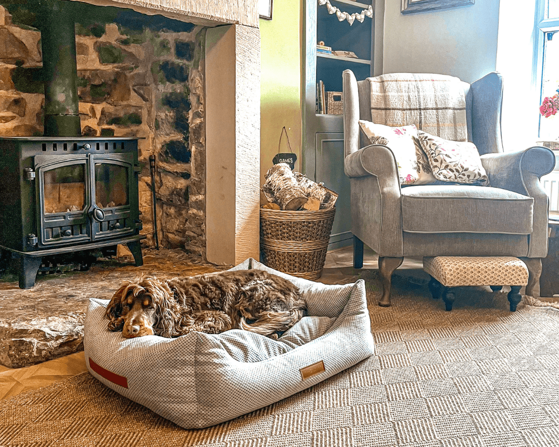 The Highclere - Luxury Memory Foam Bolster Dog Bed